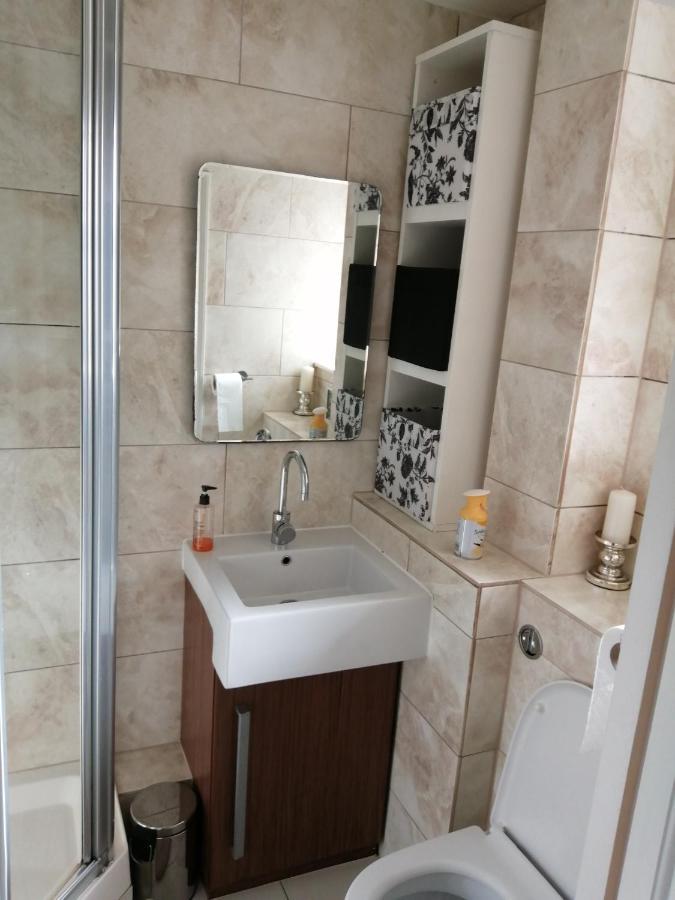 Dream Time Apartments-Aqua Suite Londra Esterno foto